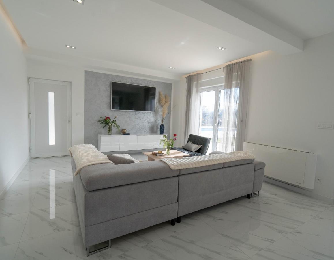 Villa Lukrecia, Luxury Villa In Imotski-Makarska Donji Prolozac Екстер'єр фото