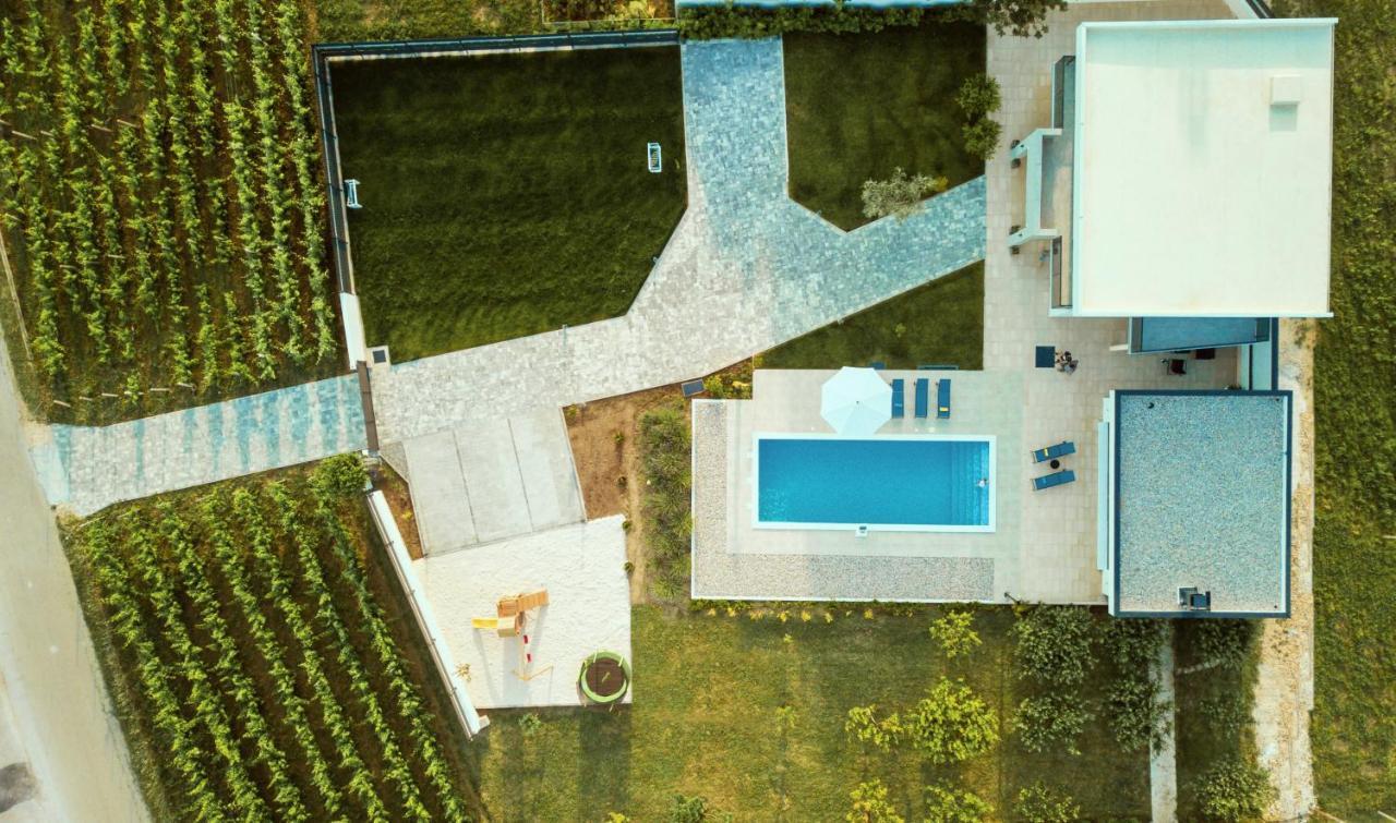 Villa Lukrecia, Luxury Villa In Imotski-Makarska Donji Prolozac Екстер'єр фото